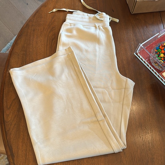 Matching Track Suit - Picture 6 of 11